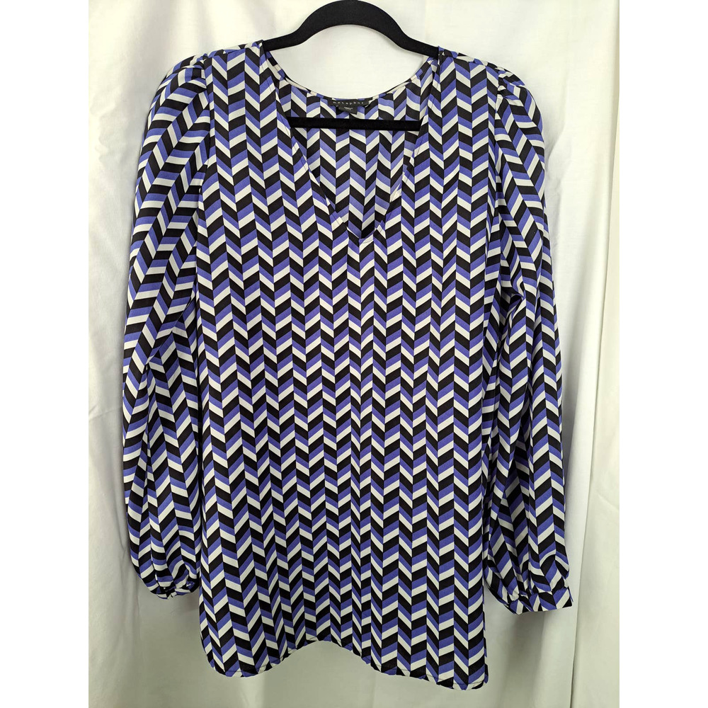 METAPHOR Blouse Medium Long Sleeve. Chevron Design in Blue White & Black